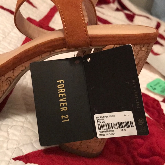 Tan heals 😍 - Picture 5 of 6